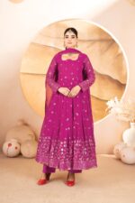 Regal Zari Resham Anarkali Set - Image 3