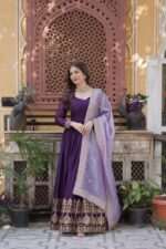 Regal Zari Riwaaz Embroidered Anarkali Gown