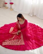 Royal Rani Pink Resham Anarkali Ensemble - Image 3