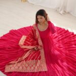 Royal Rani Pink Resham Anarkali Ensemble