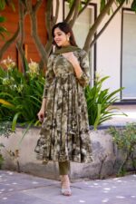 Majestic Heritage Zari Anarkali Ensemble - Image 4