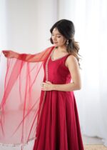 Regal Sindoor Red Zari Anarkali Set - Image 6