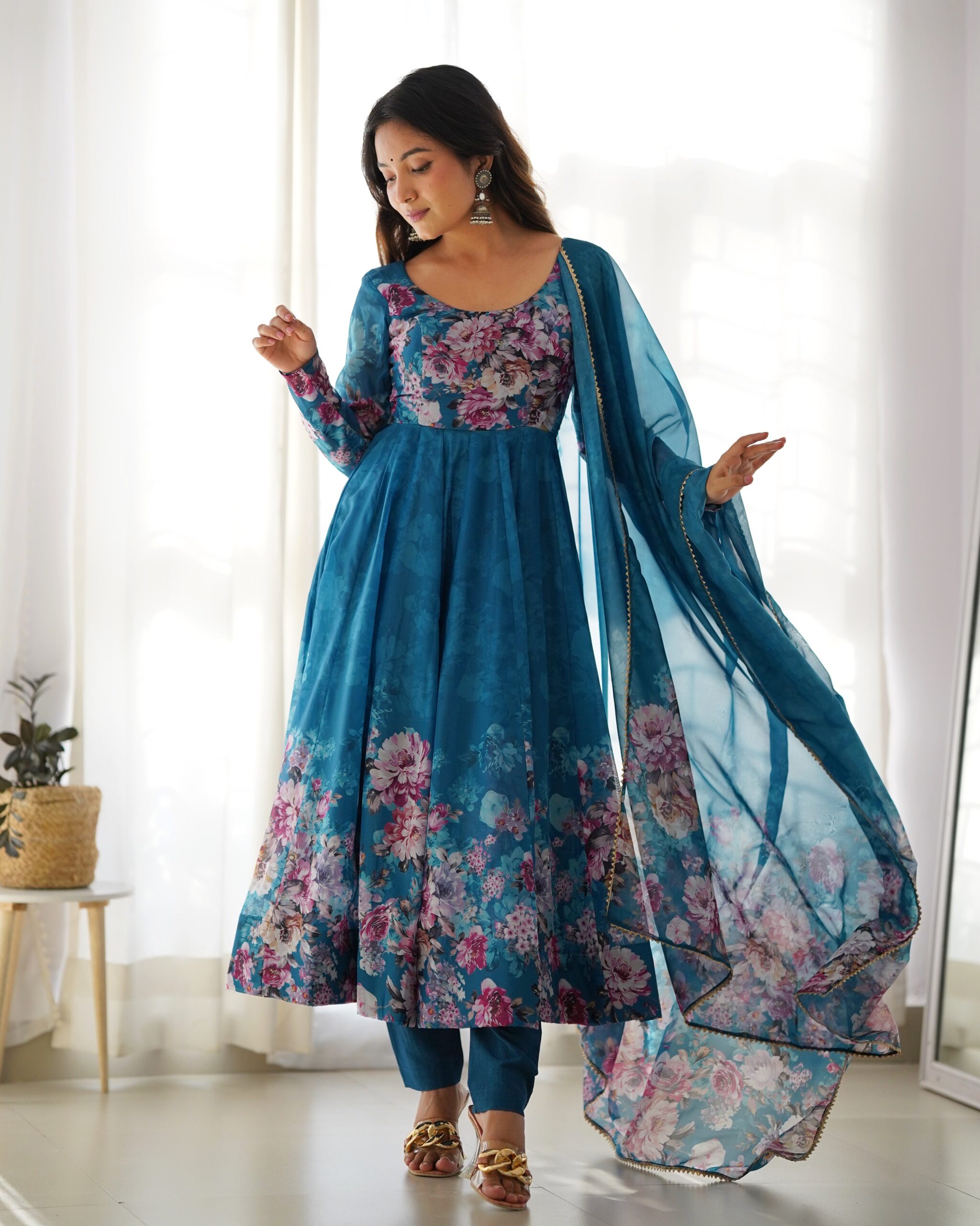 IMG_5876_4b777e58-8260-4ffc-8166-a8b45f6253c1 Royal Midnight Blue Resham Anarkali Ensemble - Image 1