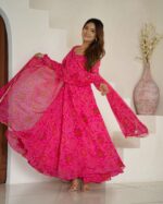 Regal Rani Pink Bandhani Anarkali Set - Image 5
