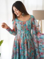 Royal Resham Booti Organza Ensemble - Image 4