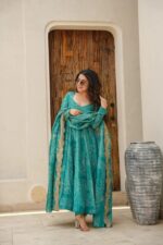 Regal Rama Green Zari Anarkali Set - Image 2