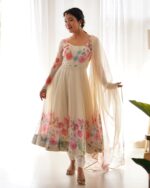 Royal Ivory Resham Organza Set - Image 3
