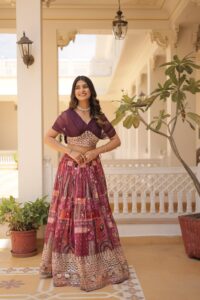 Royal Riwaaz Zari Silk Lehenga Set - Image 5