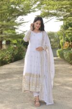 Divine Ivory Riwaaz Anarkali Set - Image 3