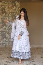 Pearl White Maharani Resham Anarkali Set - Image 6