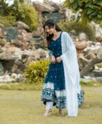 Royal Rani Pink Heritage Anarkali Set - Image 7