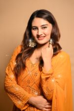 Royal Parampara Zari Silk Anarkali - Image 5