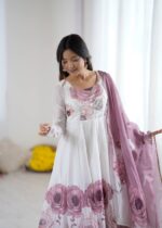 Heritage Gulabi Resham Anarkali Ensemble - Image 9