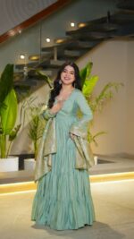 Royal Resham Silk Anarkali Set - Image 2