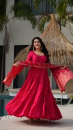 Royal Resham Heritage Silk Anarkali Set - Image 2