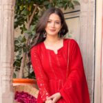 Sindoor Red Parampara Resham Suit Set - Image 3