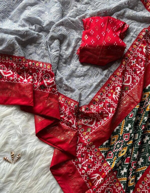 Regal Resham Chikankari Georgette Saree