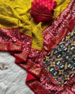 Regal Resham Chikankari Georgette Saree - Image 5