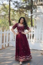 Regal Zari Parampara Silk Gown - Image 8