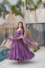 Heritage Resham Silk Anarkali Ensemble - Image 5