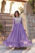 Regal Riwaaz Resham Anarkali Gown - Image 7