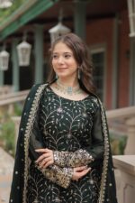 Regal Rani Pink Resham Kurti Set - Image 12