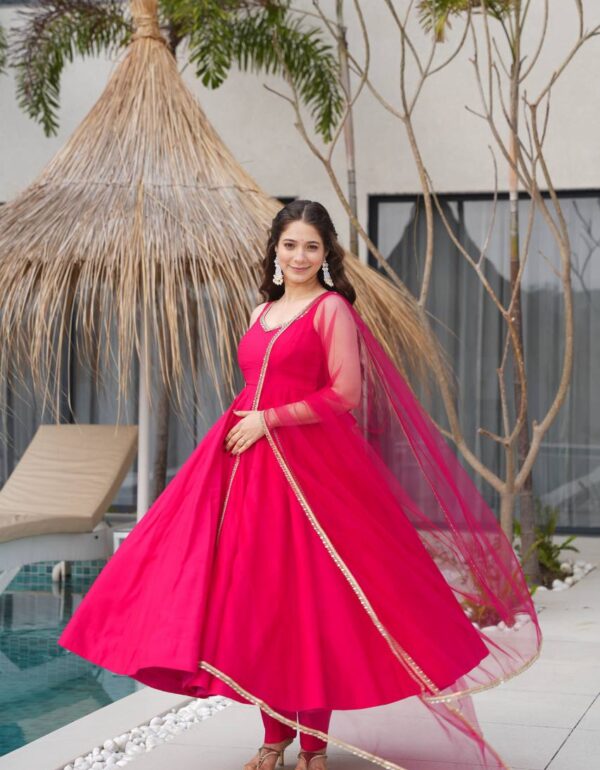 Regal Rani Pink Zari Anarkali Set