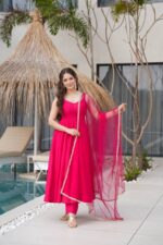 Regal Rani Pink Zari Anarkali Set - Image 5
