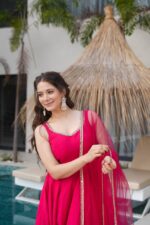 Regal Rani Pink Zari Anarkali Set - Image 7