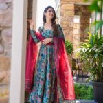 Royal Riwaaz Resham Anarkali Ensemble