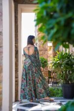 Royal Riwaaz Resham Anarkali Ensemble - Image 6