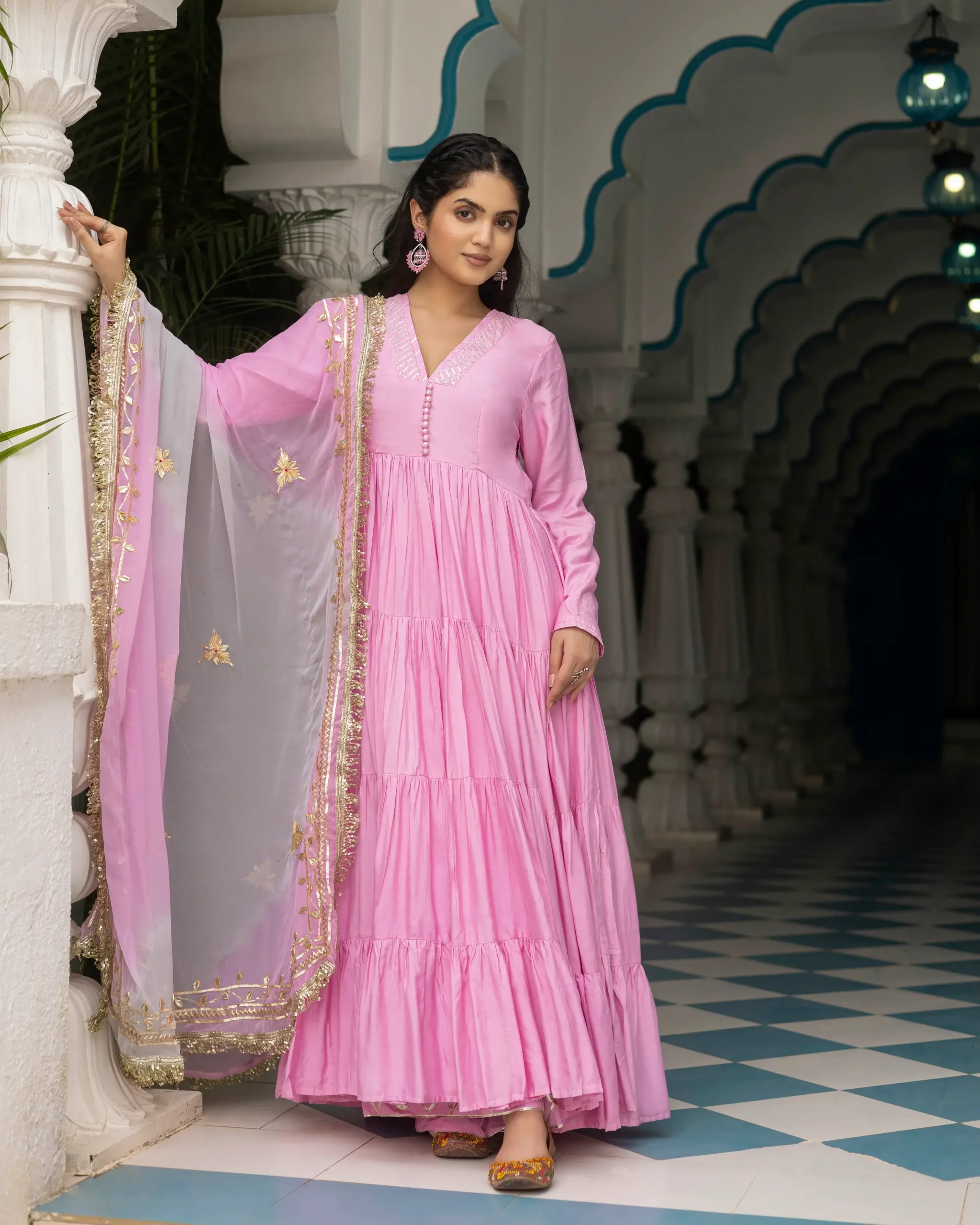 0N5A1714-scaled-1.webp Blush Pink Gotta Patti Kurta Set - Image 1