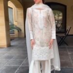 Safaid Sitara Farshi Set