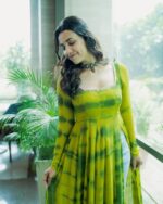 Slit & Style Elegant Anarkali Suit Set - Image 3