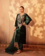 Elegant Green Velvet Embroidered Festive Ensemble - Image 3