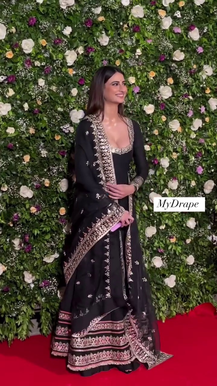 7a9a3128-11cb-467d-97ac-910c937ea78b.jpeg Palak Midnight Elegance Ensemble - Image 1