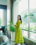 Slit & Style Elegant Anarkali Suit Set - Image 2