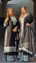 Noor-e-Nazaakat Black Mirror Sharara Set - Image 2