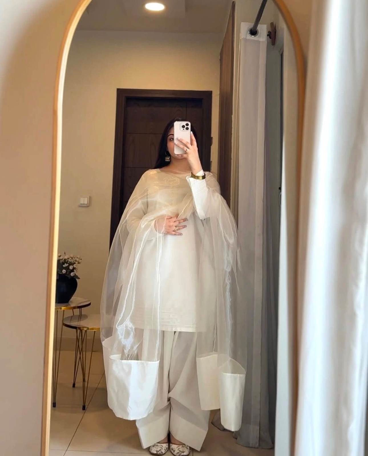 IMG_0516.jpeg Mahira Farshi Salwar Kameez Set - Image 1