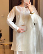 Mahira  Farshi Salwar Kameez Set - Image 3