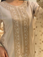 Noor-e-Ivory - Image 2