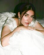 Ivory Silk Grace Lehenga - Image 2