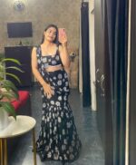 Daisy Bloom Black Lehenga Set - Image 8