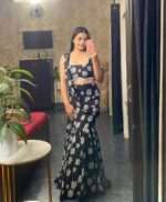 Daisy Bloom Black Lehenga Set - Image 10