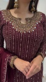 Royal  Intricate Design Kurti Trouser Suit Set With Beautiful Dupatta - Image 5