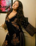 Shehnaz Gill Slay In Royal Velvet Suit - Image 3