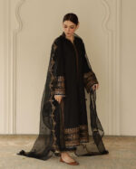 Black Beauty With Golden Accents - Image 6