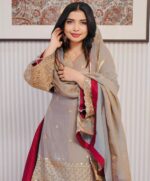 Ruhani Saaz Kurta Skirt With Dupatta - Image 5
