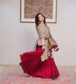 Ruhani Saaz Kurta Skirt With Dupatta - Image 6
