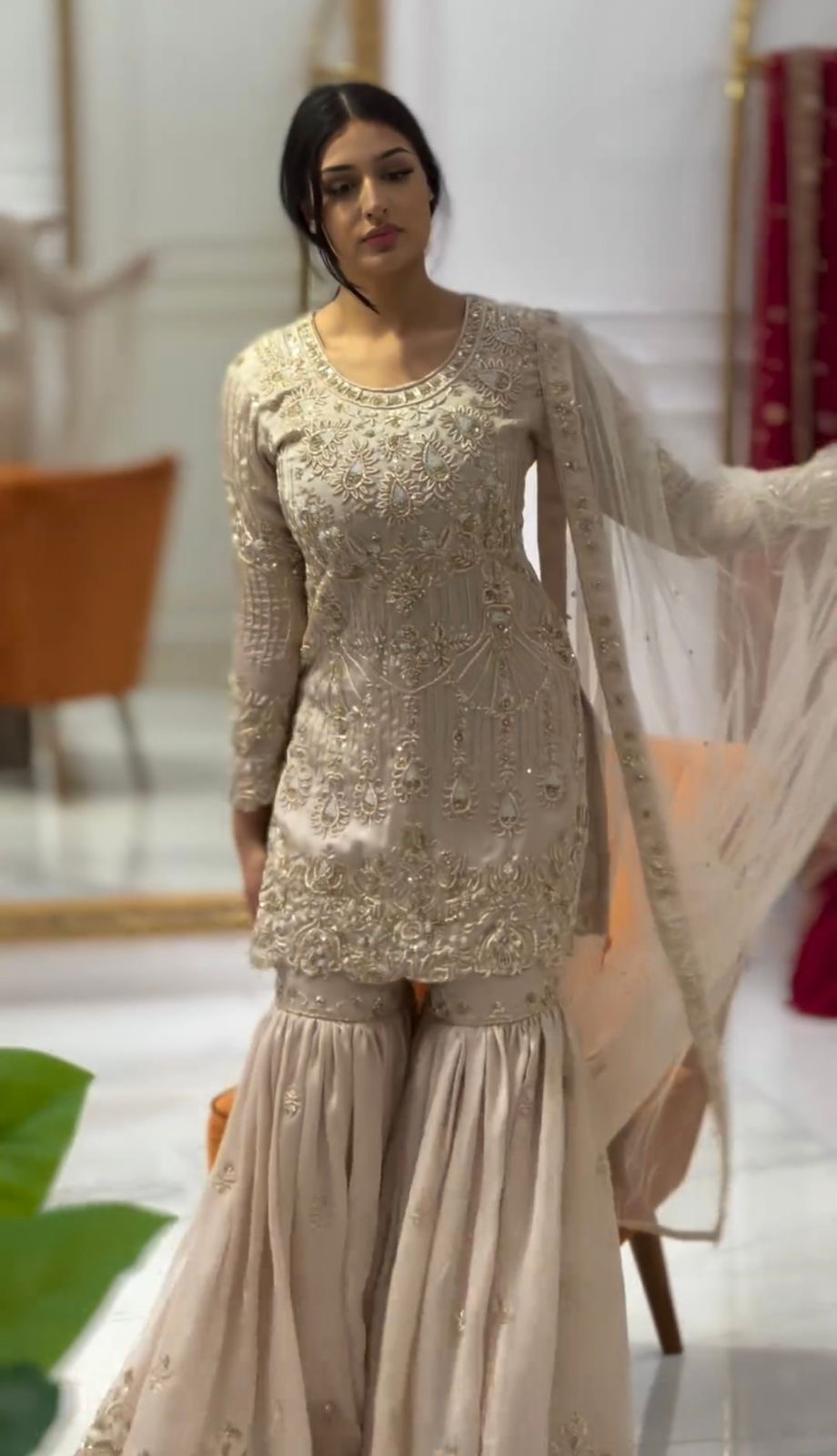 c1e4fc74-a4ea-4f79-8ff2-327242ec1581.jpeg Elegant Gold Embroidered Sharara Set with Intricate Detailing - Image 1